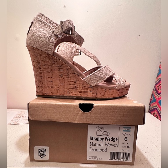 Gently worn strap wedge sandals - Picture 1 of 4